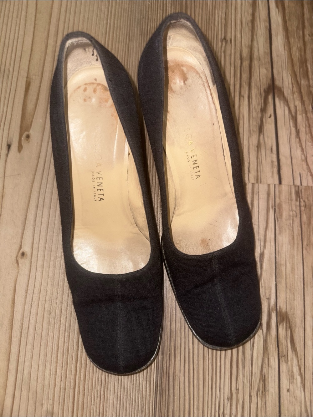 Bottega Veneta Black Suede Square-Toe Pumps